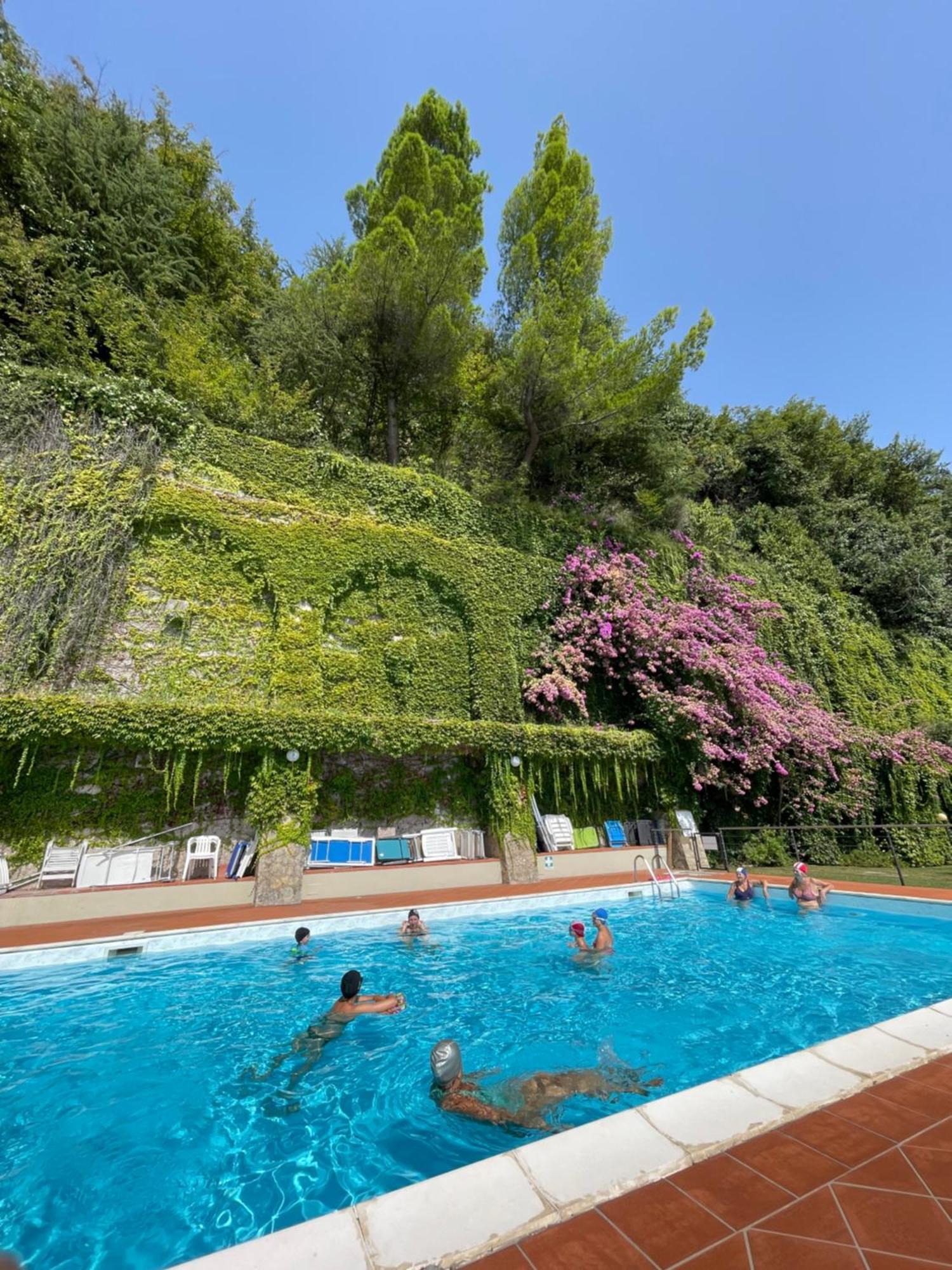 Casa Dolce Vita, Seeblick ตอสโกลาโน มาแดร์โน ภายนอก รูปภาพ
